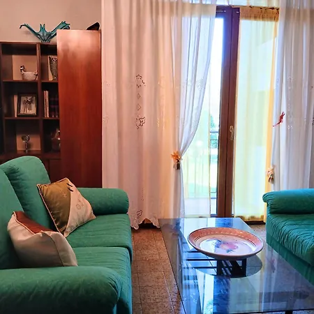 Cn040 - Cesenatico, Spazioso Quadrilocale Con Balcone A 30mt Dal Mare Apartamento *