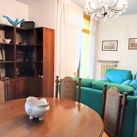 Cn040 - Cesenatico, Spazioso Quadrilocale Con Balcone A 30mt Dal Mare Apartmán Cesenatico