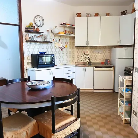 Cn040 - Cesenatico, Spazioso Quadrilocale Con Balcone A 30mt Dal Mare Apartmán Cesenatico