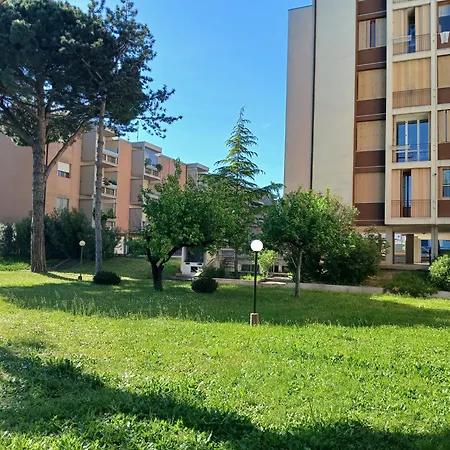 Cn040 - Cesenatico, Spazioso Quadrilocale Con Balcone A 30mt Dal Mare Apartamento *